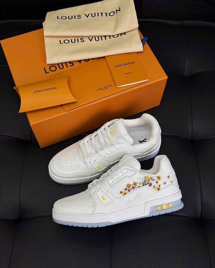 Louis Vuitton L1_2_2