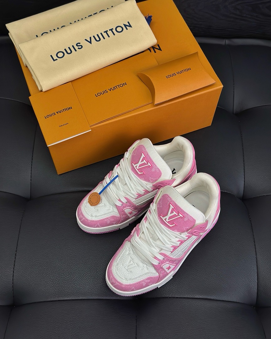 Louis Vuitton L1_2